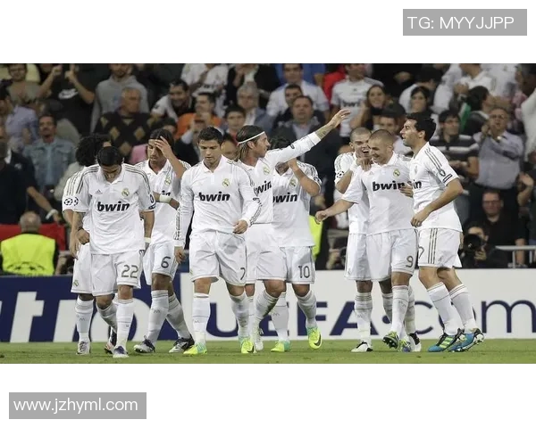 独家揭秘足球明星背后的故事与训练生活视频专访