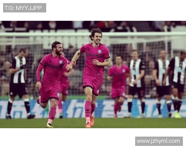 确诊新冠的足球明星们如何影响比赛和球迷的心态